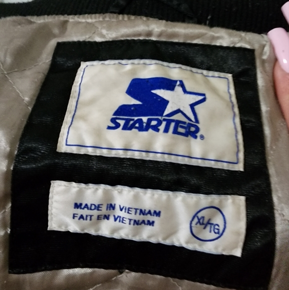 Vintage Brooklyn NETS Basketball Satin Coat (2012) - Picture 5 of 6